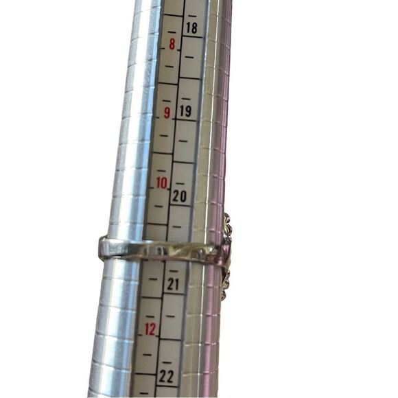 NWOT square checkered red center stone ring with heart shaped rhinestone border - Picture 9 of 9